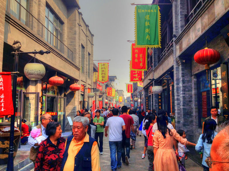 Une rue commerçante en Chine